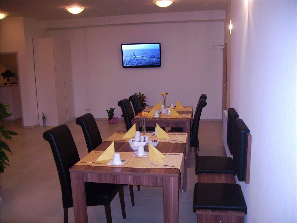 Hotel Bonn Voyage Εξωτερικό φωτογραφία