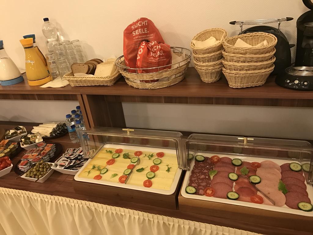 Hotel Bonn Voyage Εξωτερικό φωτογραφία