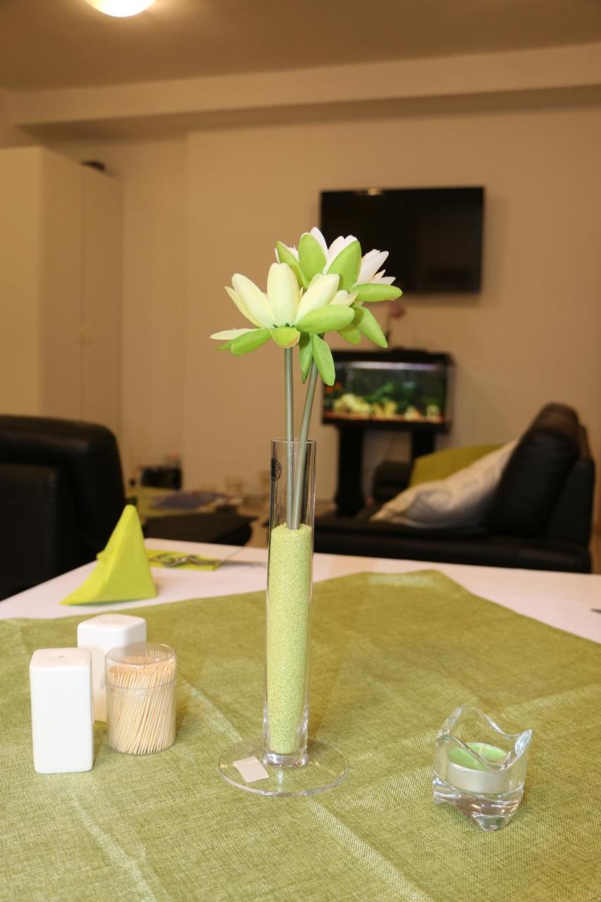 Hotel Bonn Voyage Εξωτερικό φωτογραφία